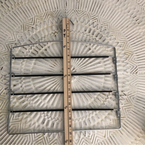 5 Tier Closet and Storage Clothes Hanger, Hanger Space Saving with Swing arm - Picture 10 of 11